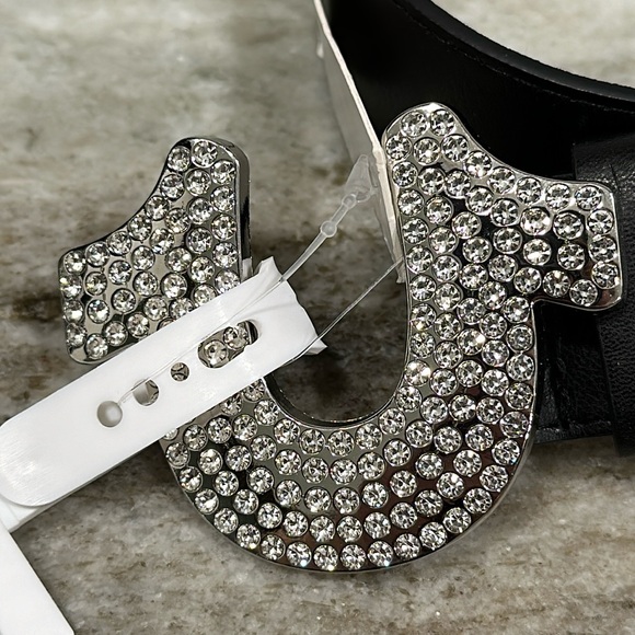 True Religion Silver Horseshoe Black Faux Leather Belt w/ Rhinestones Size XL - Picture 2 of 9